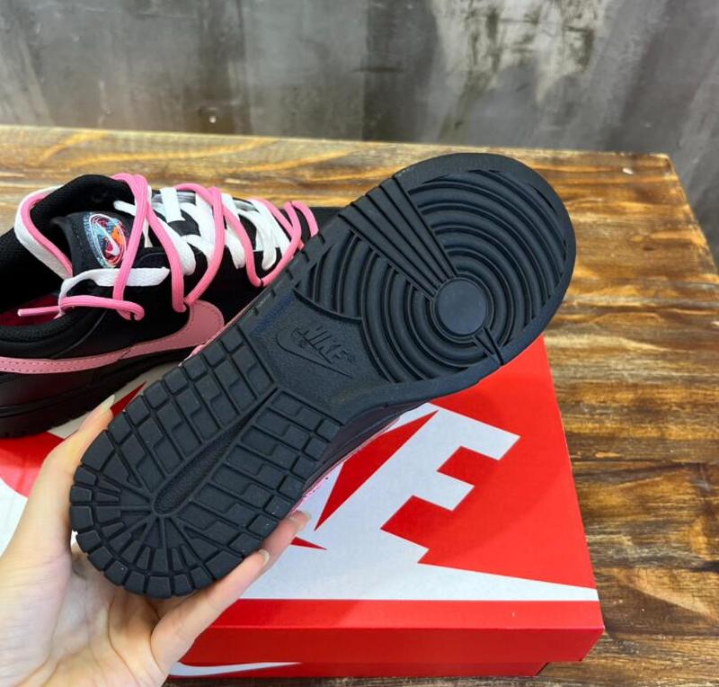 SAMC - NKE Shoes - 487