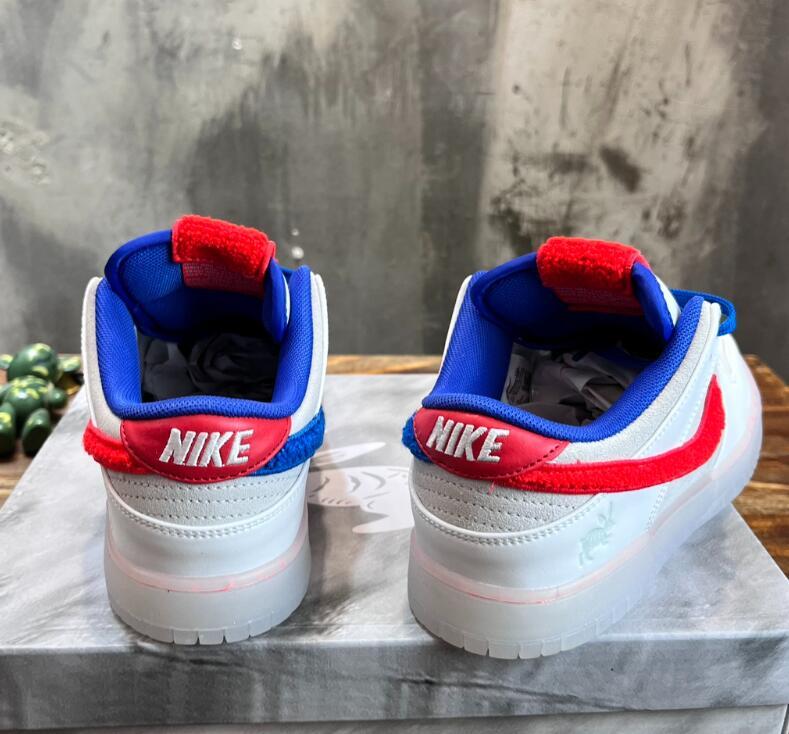 SAMC - NKE Shoes - 651