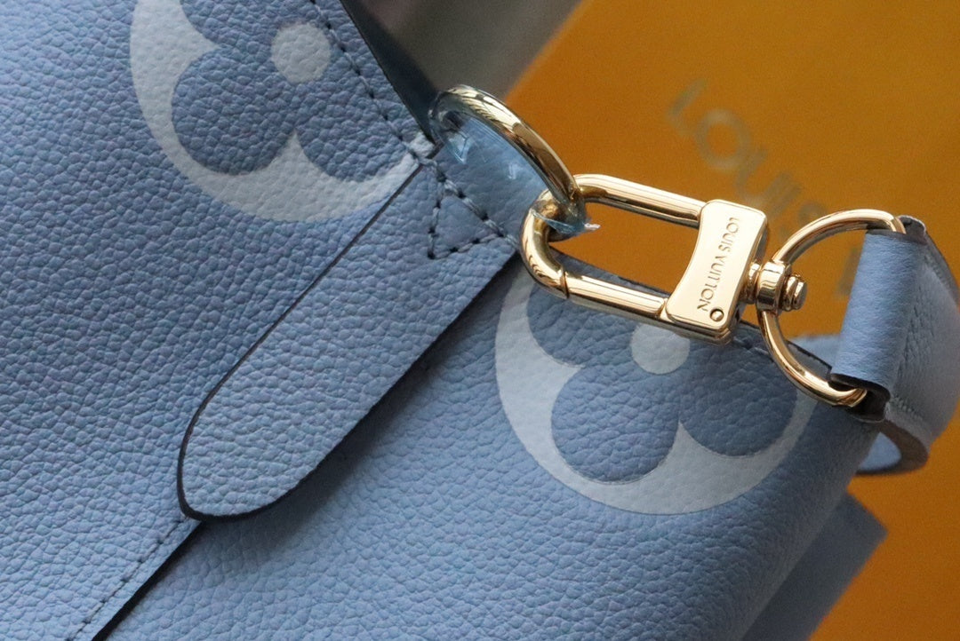LV NeoNoe GLAMI Bucket Bag Monogram Empreinte Blue For Women, WomenÃ¢â‚¬â„¢s Handbags, Shoulder Bags 7.9in/20cm LV M45709
