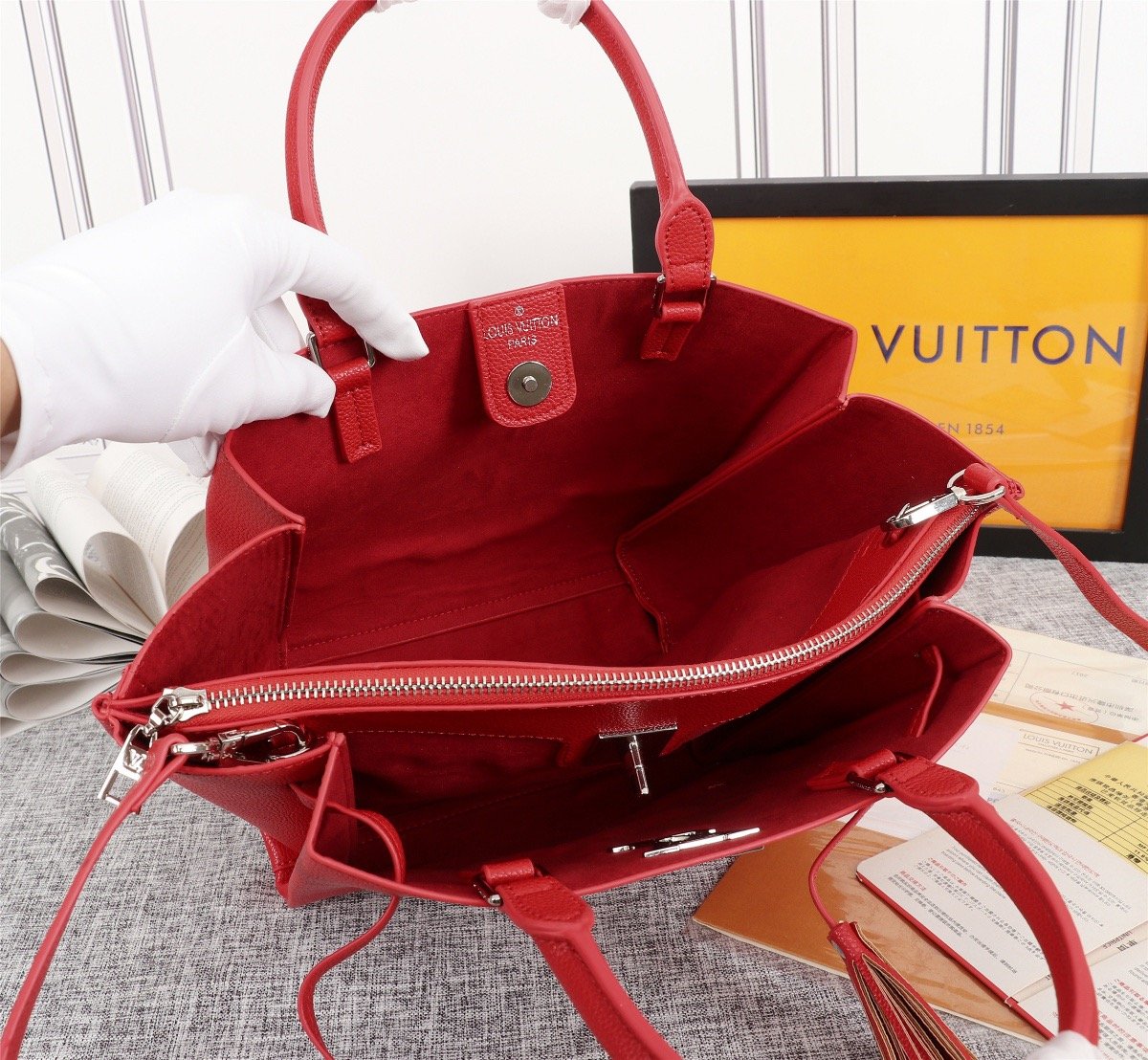 EN - New Arrival Bags LUV 193
