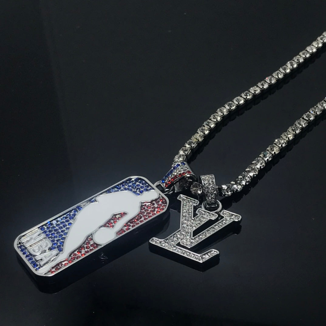 LV Necklaces 073