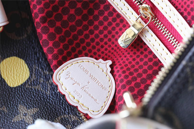 ELE - LUV Bags - 460