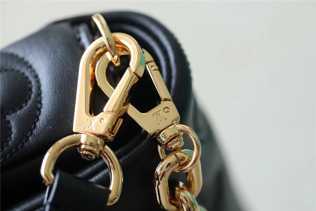 LV Wallet On Strap BuGLAMIlegram Monogram In Wallets and Small Leather Goods For Women M81398 7.9in/20cm LV M81398
