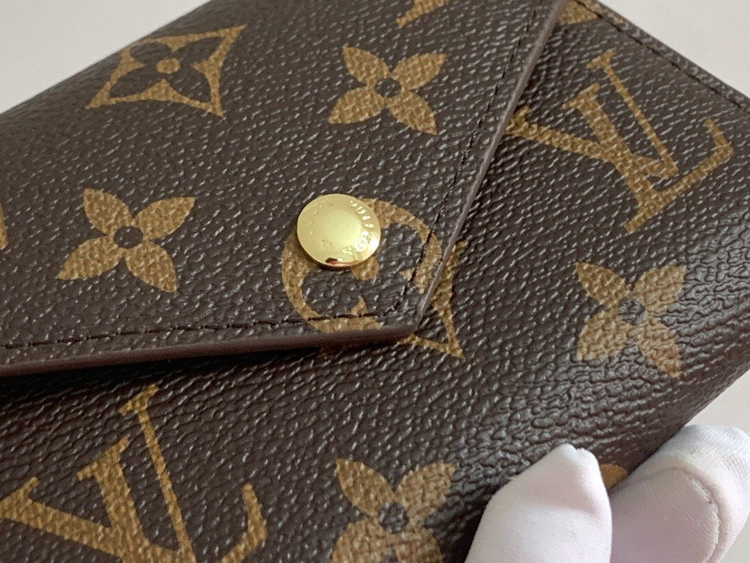 EN - New Arrival Wallet LUV 114