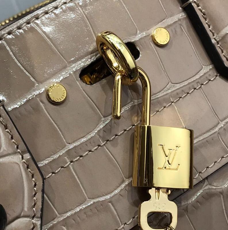 SAMC - LOV Bags - 2683