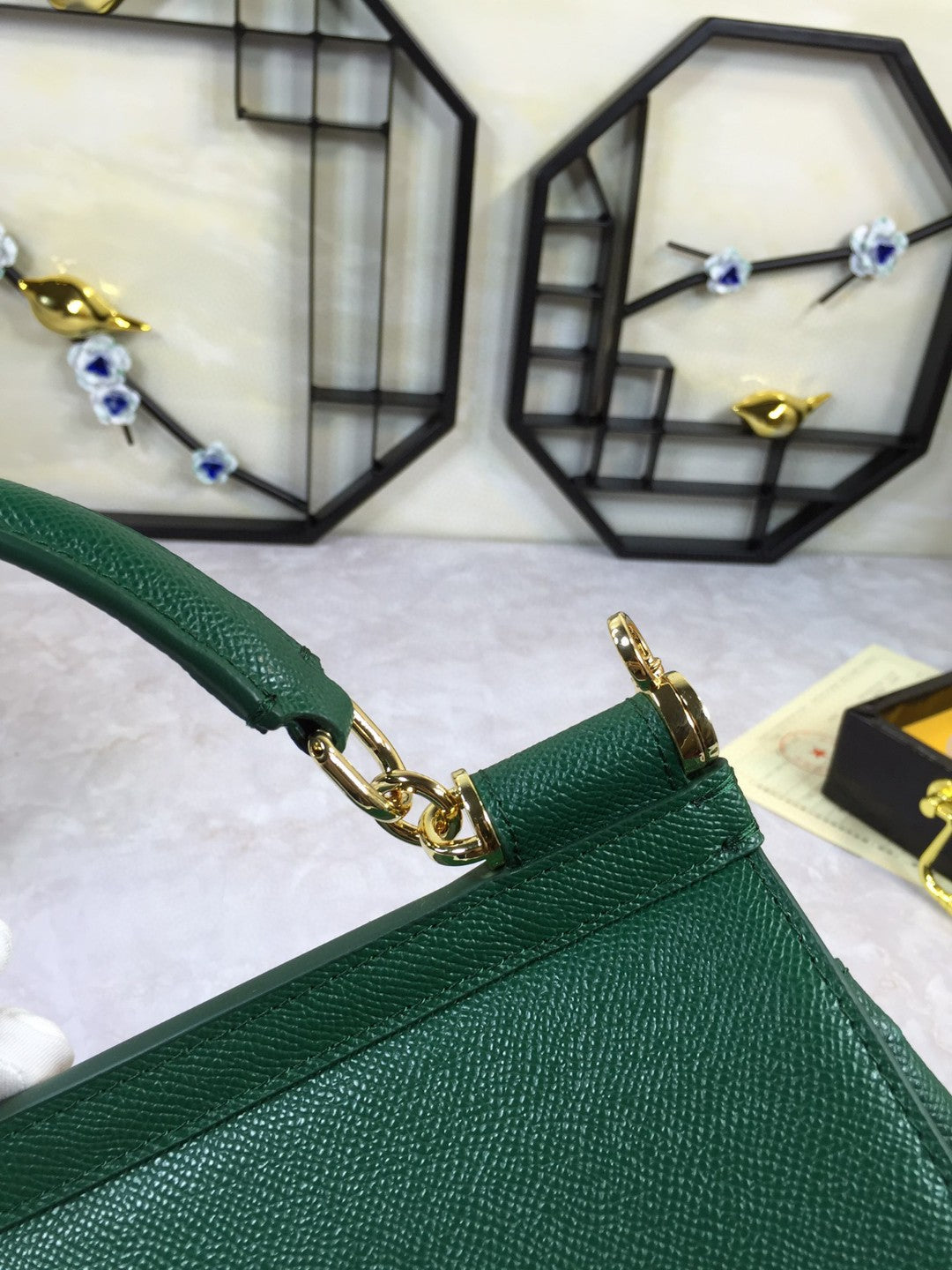 GLAMI MeGLAMIum Sicily Handbag In Dauphine Green For Women 10.2in/26cm GLAMI GLAMI4347A100187399