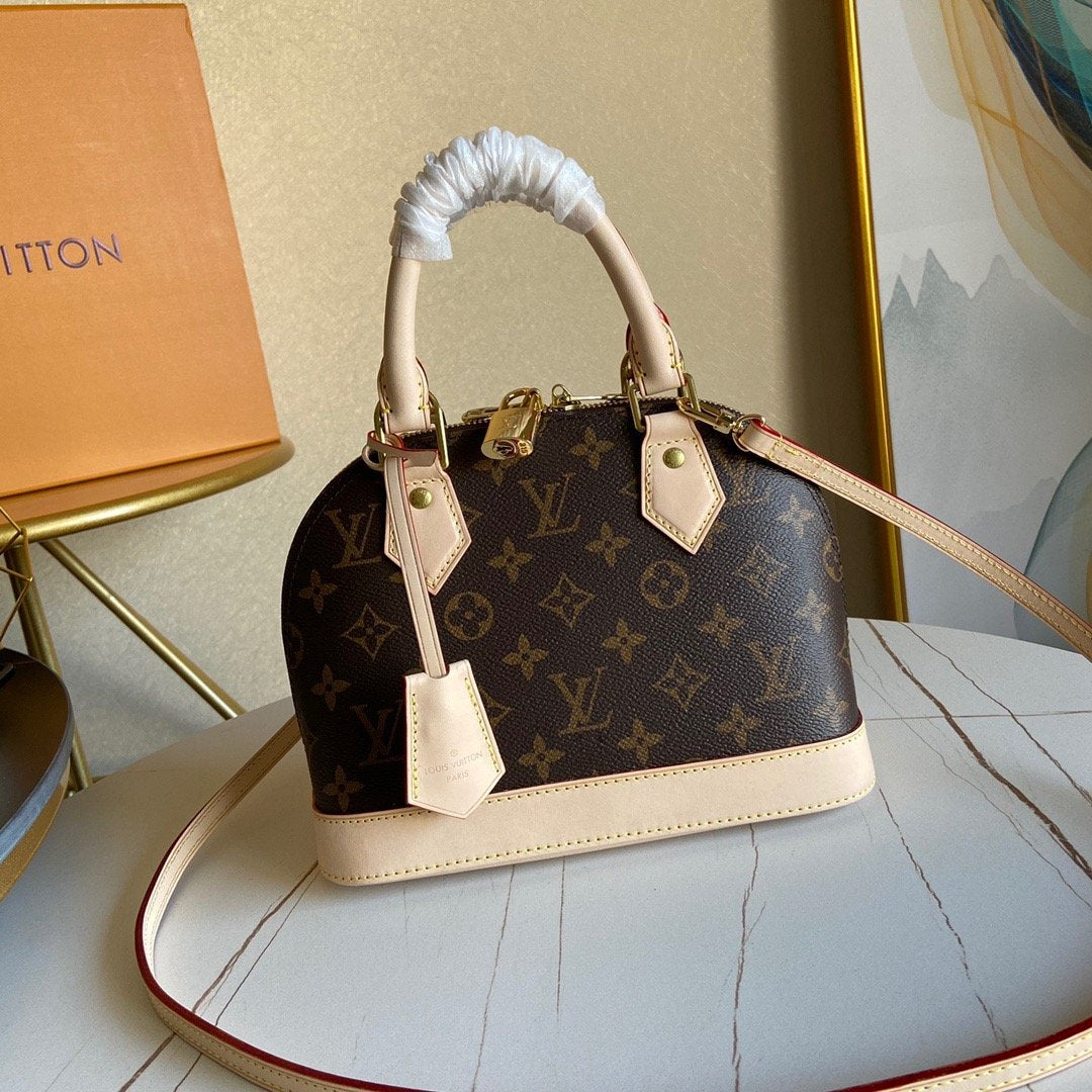 EN - New Arrival Bags LUV 143