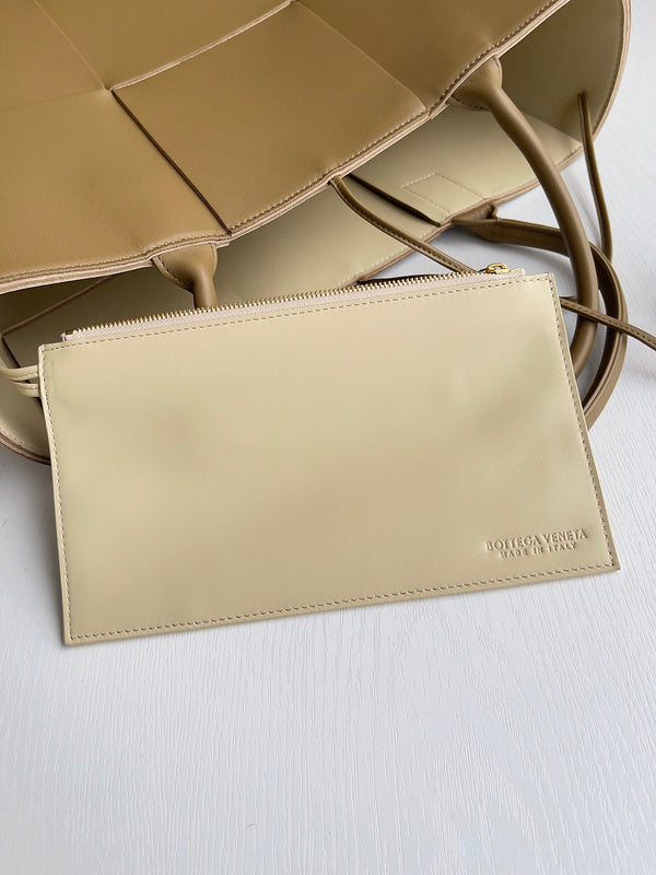 Glamy - BOV Bags - 710