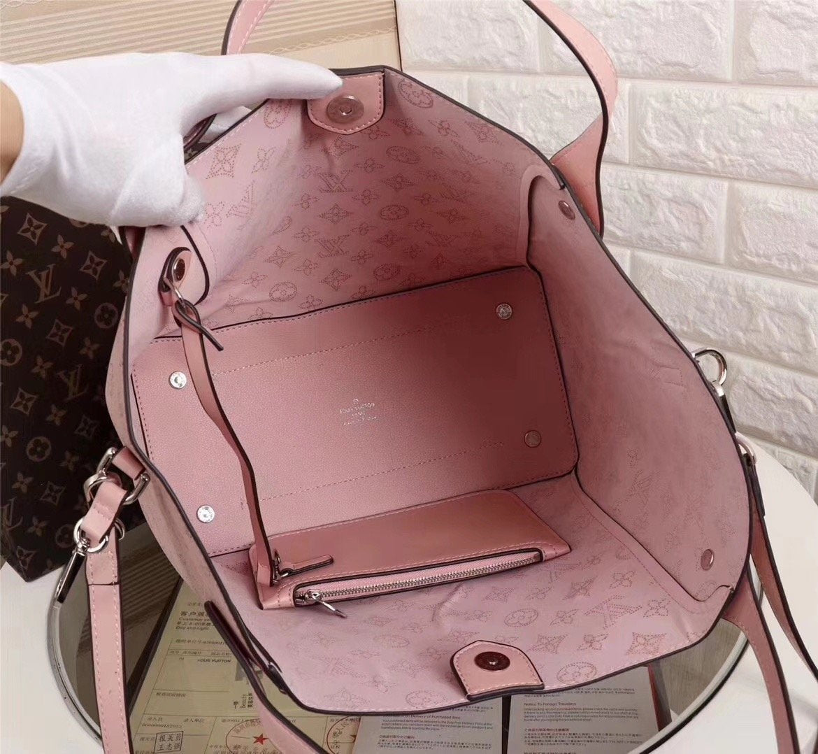 EN - New Arrival Bags LUV 293