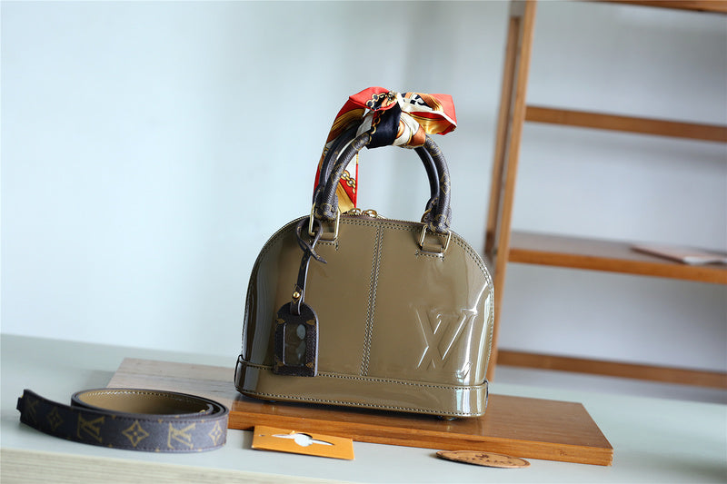Glami-is - LOV Lady Bags - 1937