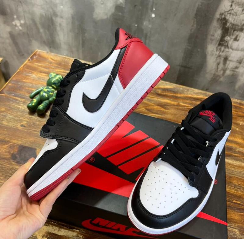 SAMC - NKE Shoes - 400