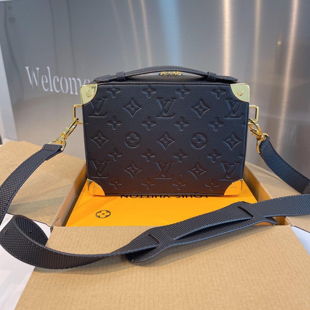 EN - New Arrival Bags LUV 497