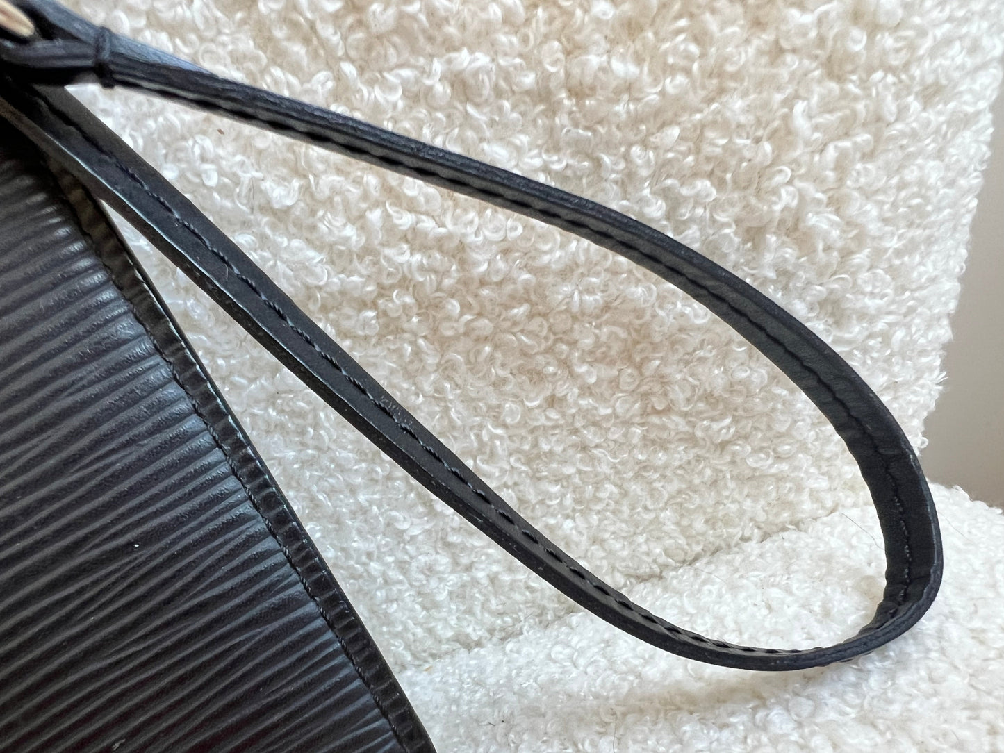 Louis Vuitton Pouch (from Neverfull) Black Epi