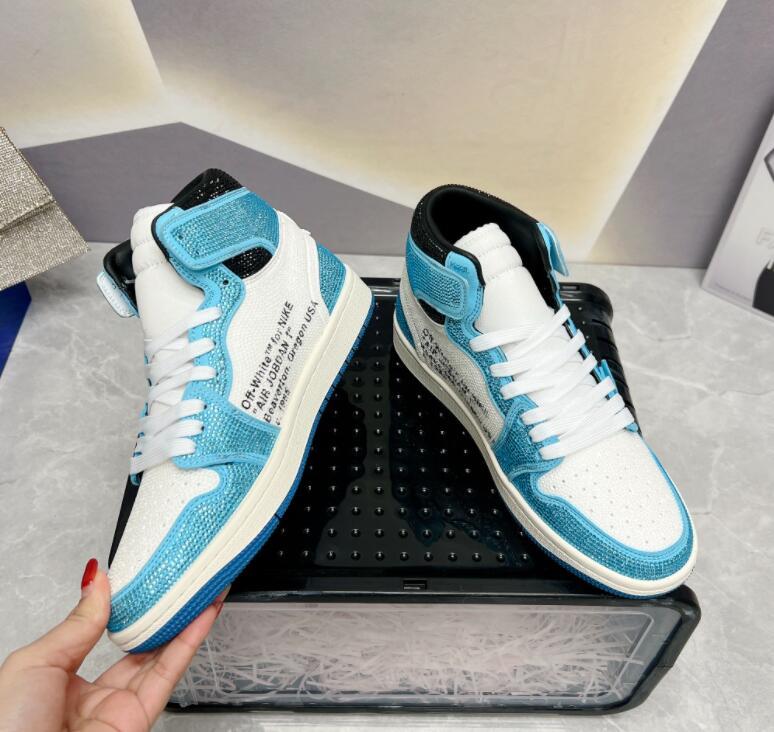 SAMC - NKE Shoes - 202