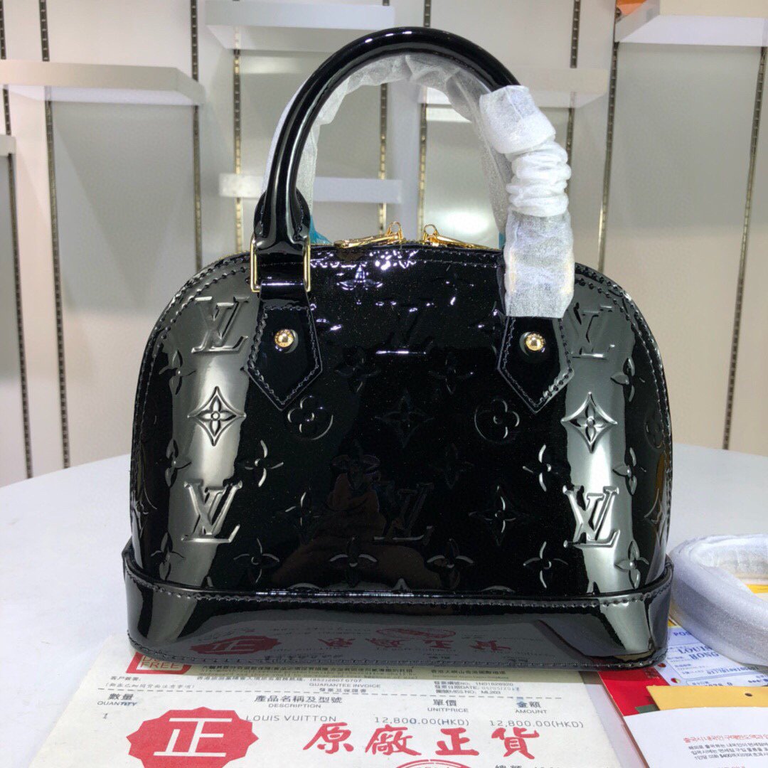 EN - New Arrival Bags LUV 058