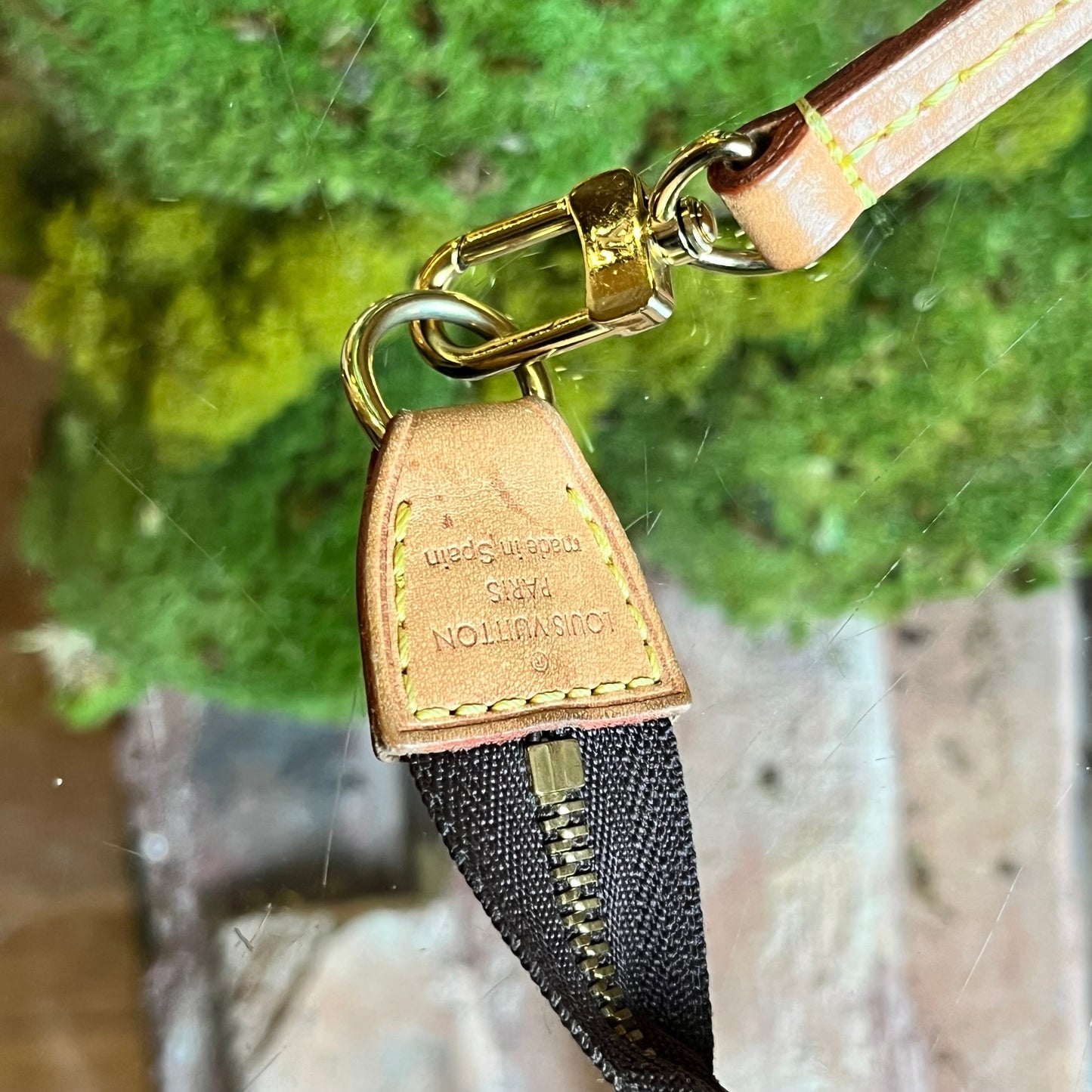 LOUIS VUITTON Pochette Accessories Monogram Canvas Shoulder Bag