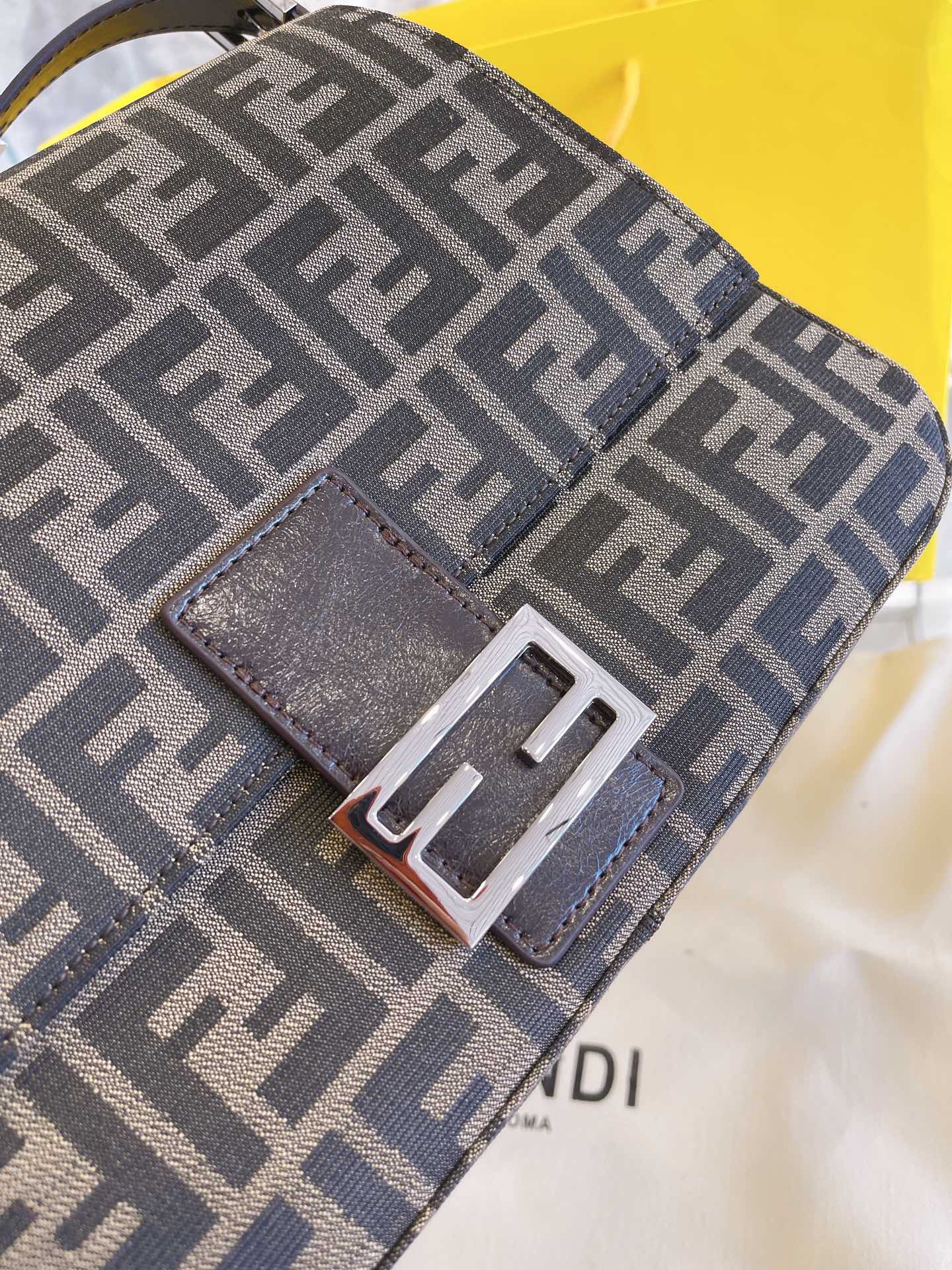 EN - New Arrival Bags FEI 201