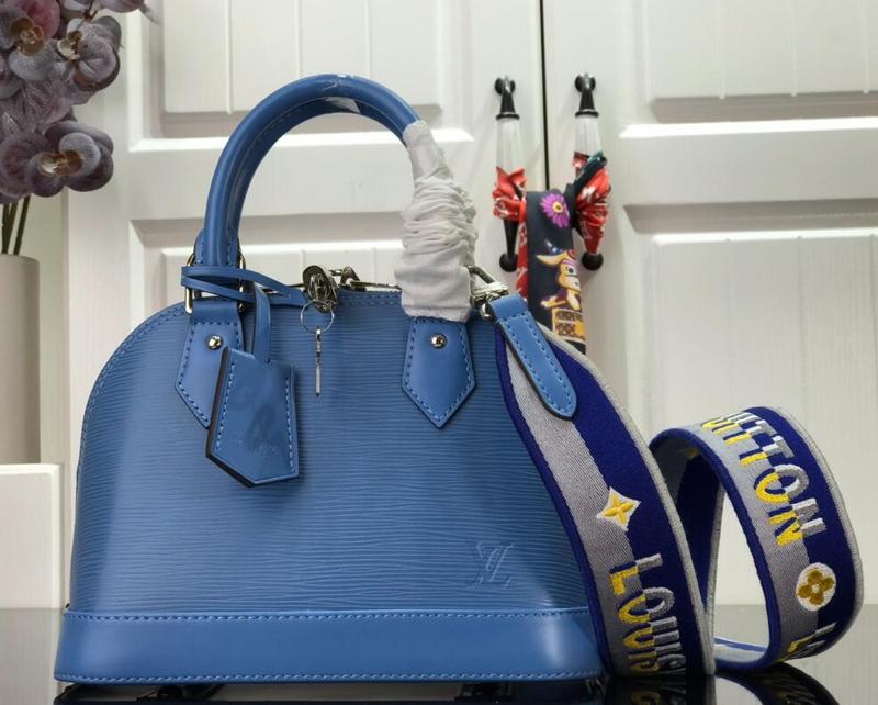 SAMC - LOV Bags - 2434