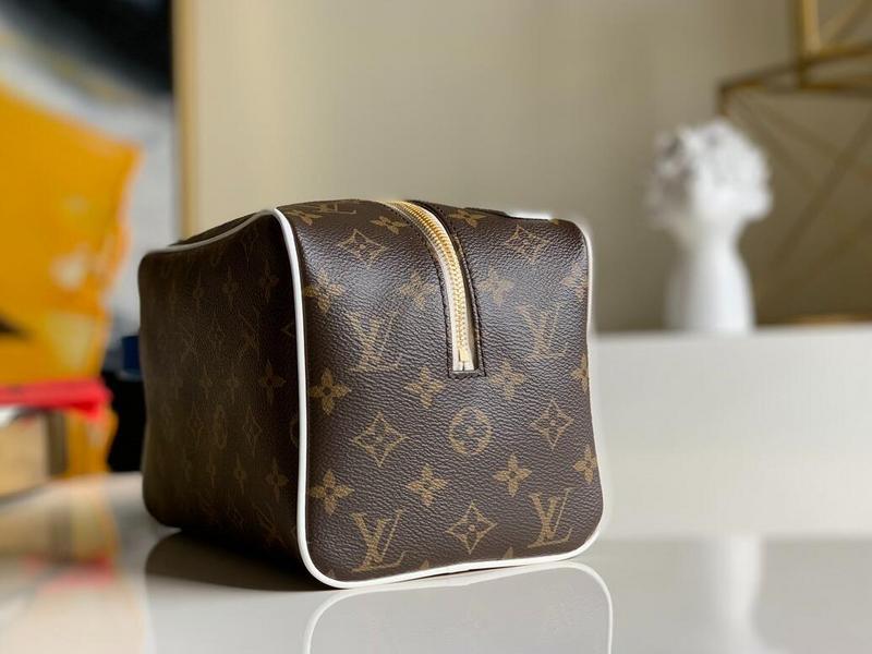 SAMC - LOV Bags - 2627