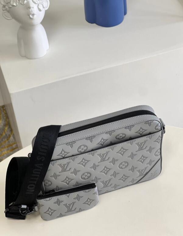 SAMC - LOV Bags - 1830