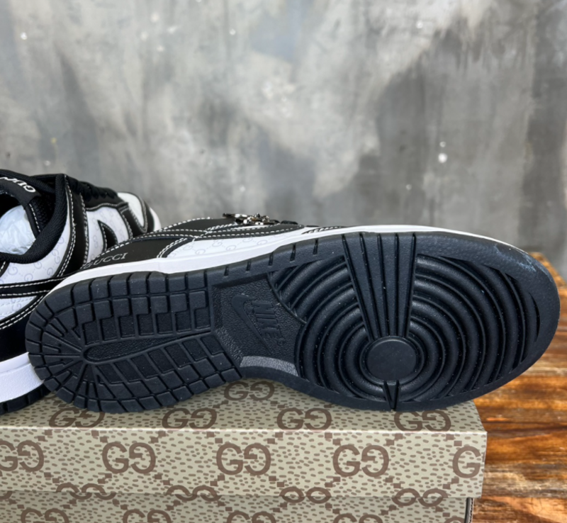 SAMC - NKE Shoes - 006