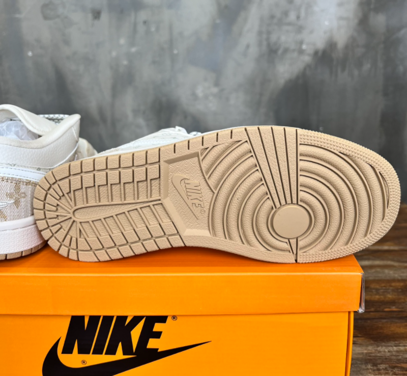 SAMC - NKE Shoes - 029