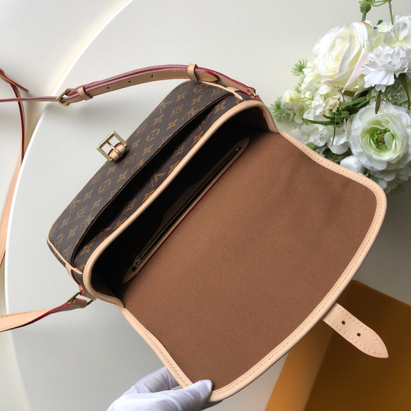 LOV2 Bags - Fashion Bags  2652