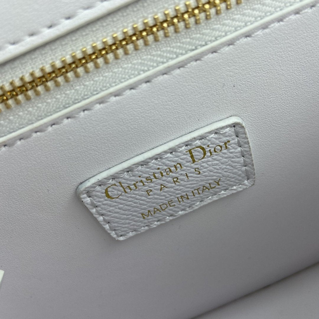EN - New Arrival Bags DIR 094
