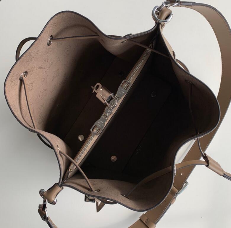 SAMC - LOV Bags - 3085