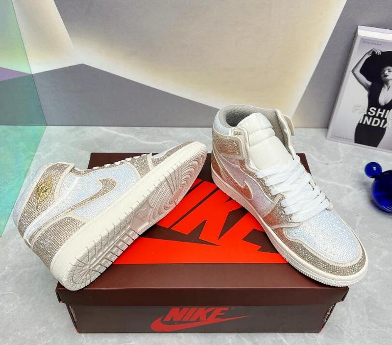 SAMC - NKE Shoes - 206