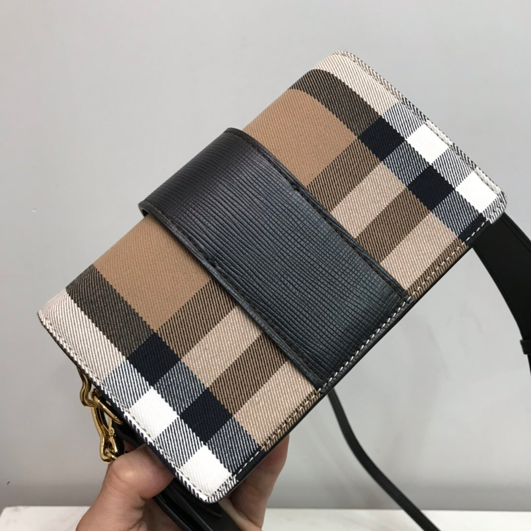 GLAMI Small Bridle House Check And Buckle Crossbody Black For Women, Bags 7.8in/20cm