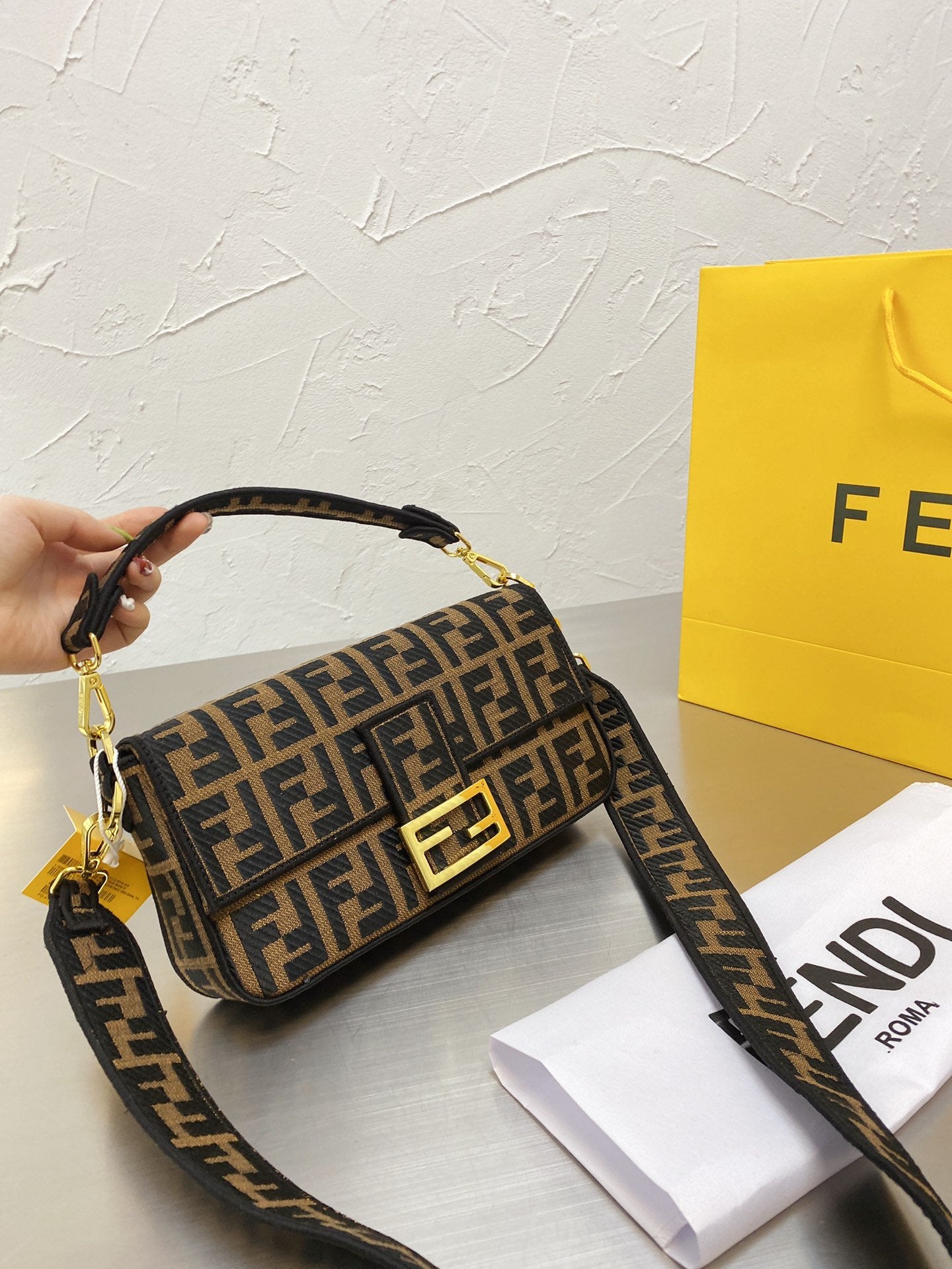 EN - NEW Arrival Bags FEI 133