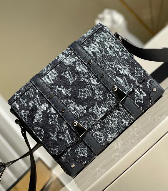 SAMC - LOV Bags - 2582