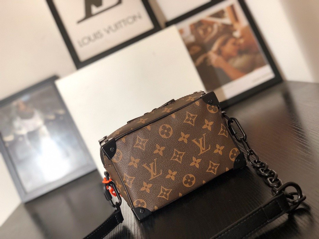 EN - New Arrival Bags LUV 219
