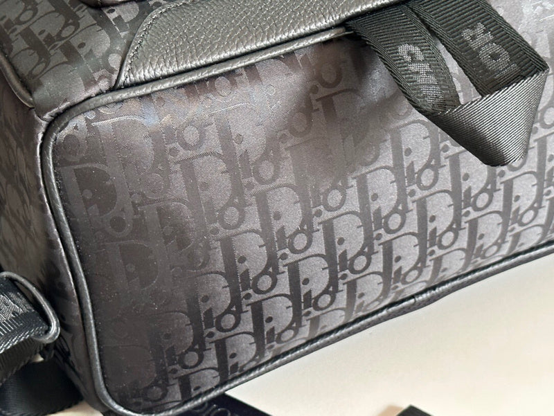 ELE - Dir Bags - 1346