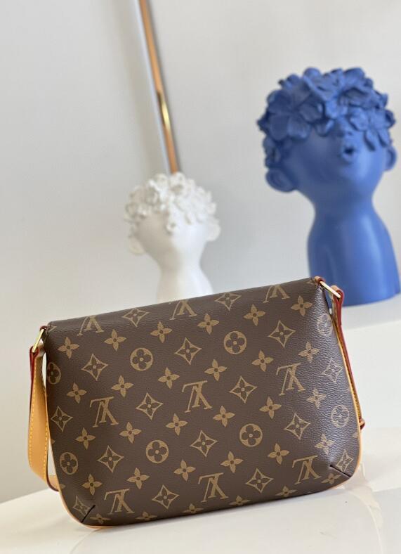 SAMC - LOV Bags - 1601