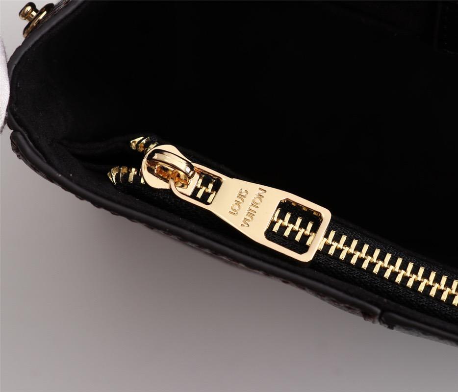 EN - New Arrival Bags LUV 231