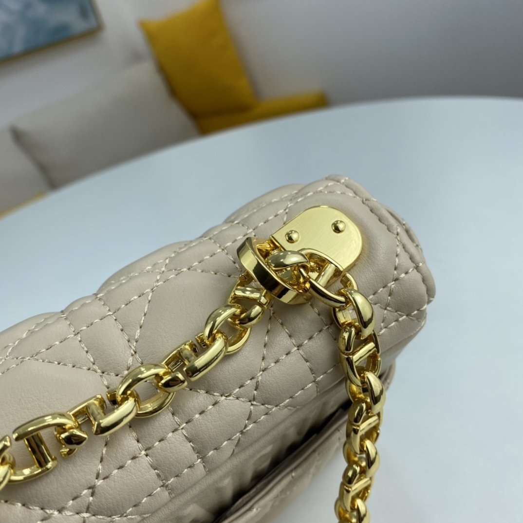 EN - New Arrival Bags DIR 069