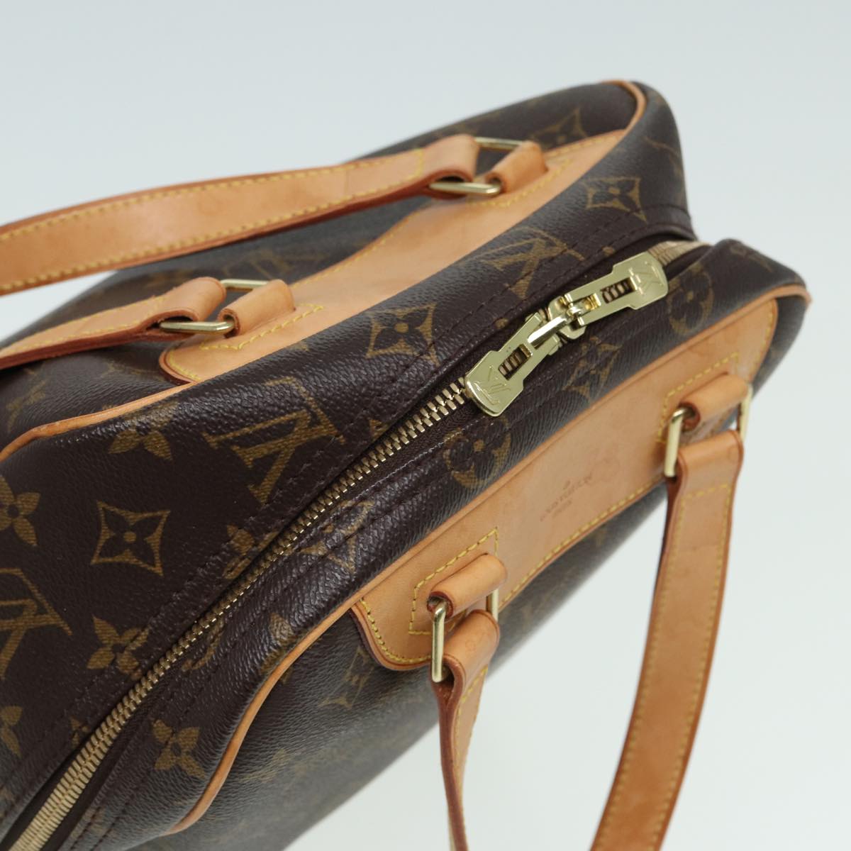 Louis Vuitton Excursion  Canvas Handbag