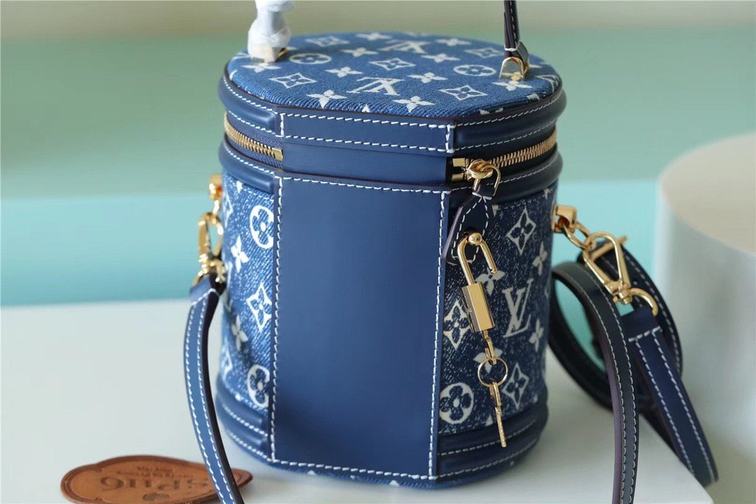 LV Cannes Monogram Denim By Nicolas Ghesquiere For Women, WomenÃ¢â‚¬â„¢s Bags, Shoulder And Crossbody Bags 6.7in/17cm LV