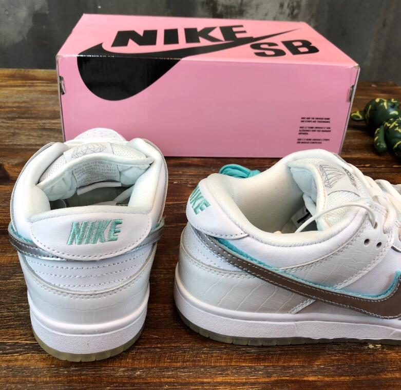 SAMC - NKE Shoes - 1741