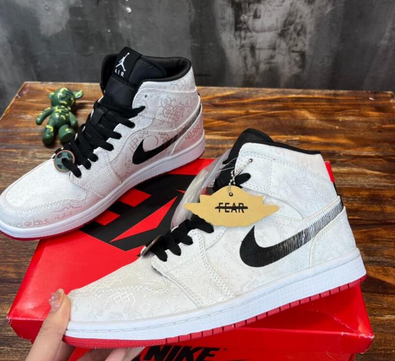SAMC - NKE Shoes - 915