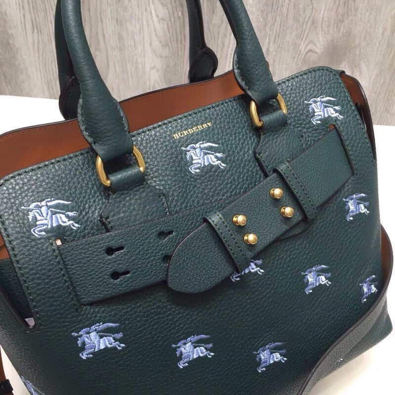 GLAMI The Small Equestrian Knight Top Handle Belt Bag Green For Women, Bags 14in/36cm