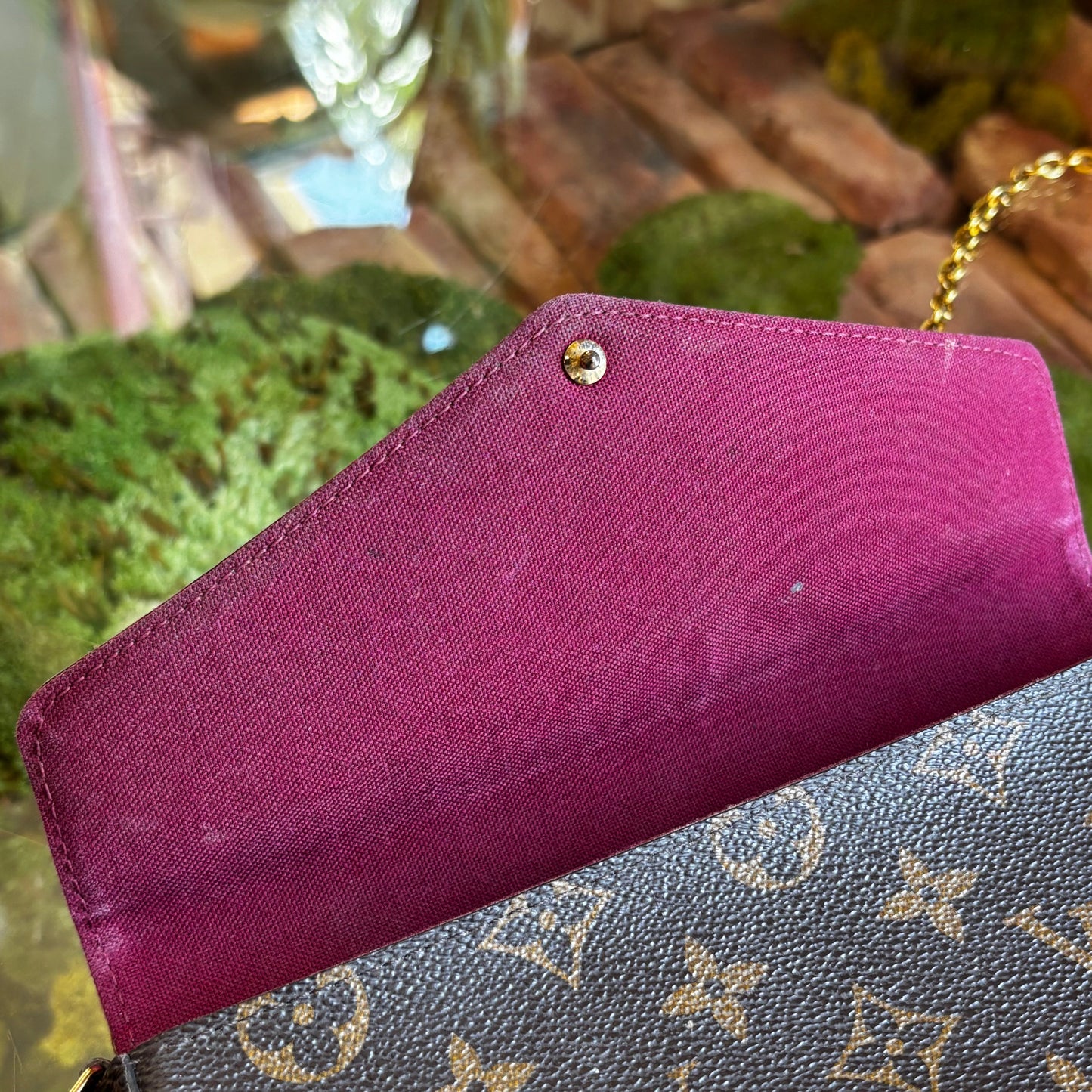 LOUIS VUITTON Pochette Felicie Monogram Canvas Crossbody Bag