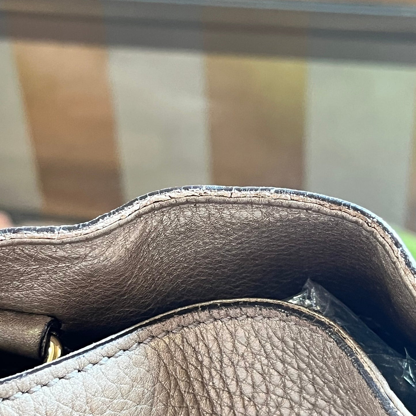 GUCCI Medium Soho Chain Metallic Pebbled Shoulder Bag