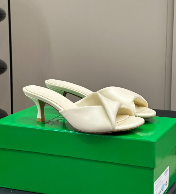 SAMC - BO Women Shoes - 025