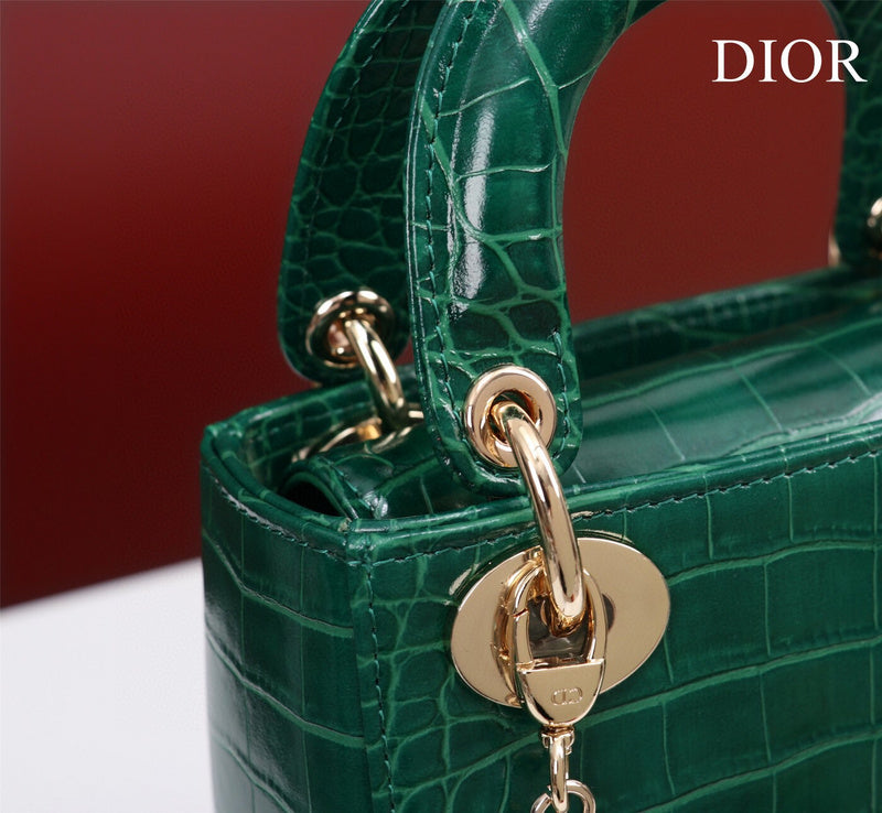 ELE - Dir Bags - 1756