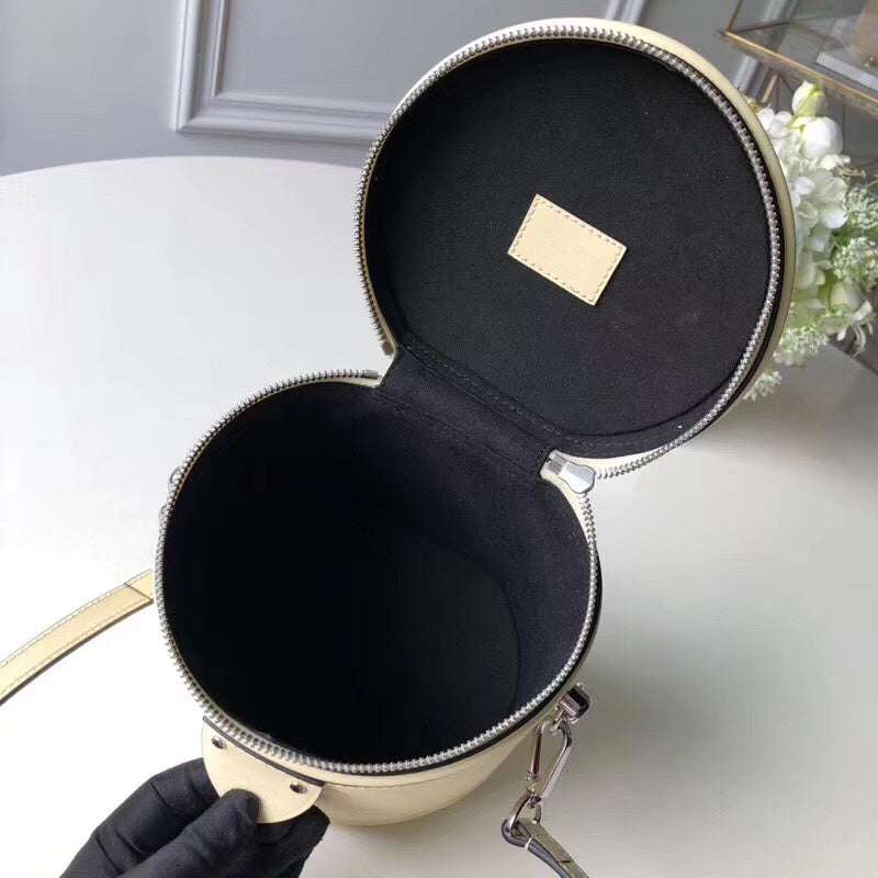 LOV2 Bags - Luxurious Bags  1272