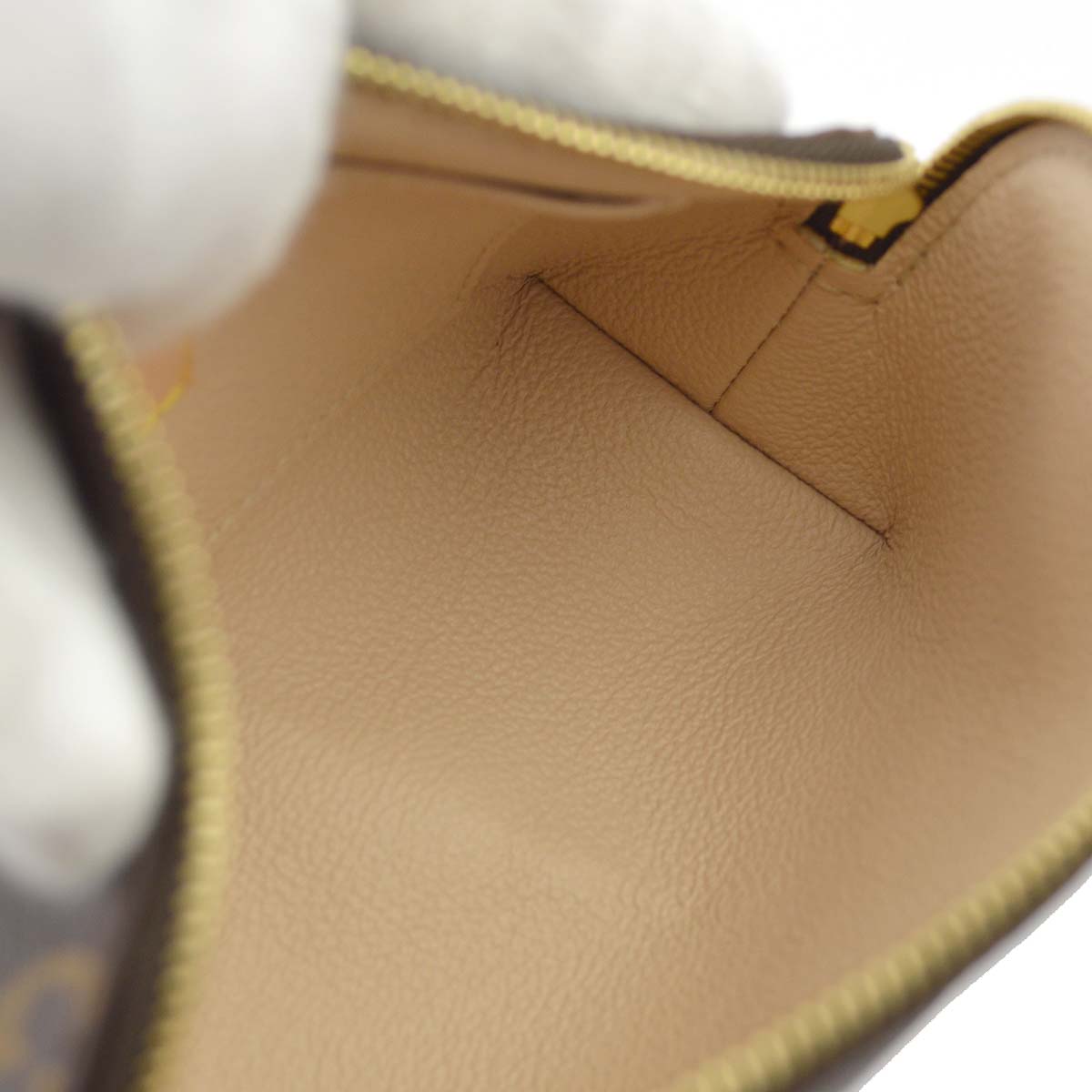 Louis Vuitton 2006 Monogram Pochette Cosmetic Pouch M47515