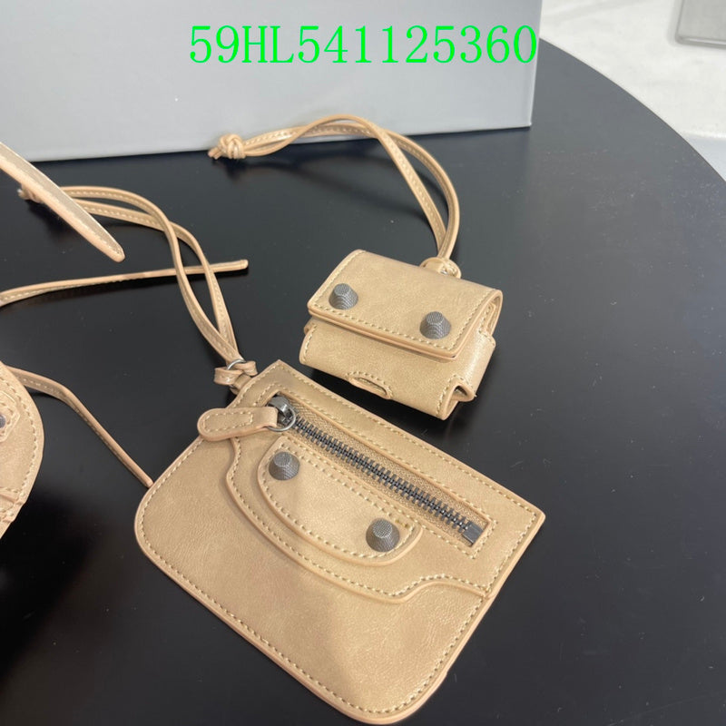 Glami Fashion - BGA Bags - 1970